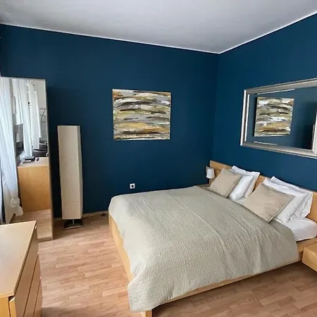 Apartament Lovely In The Heart Of Downtown *