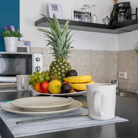 Lovely In The Heart Of Downtown Apartment *